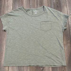 Banana Republic Malibu Tee